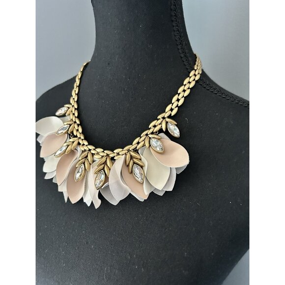 Stella and Dot Pink & Cream Petal Floral Rhinestone Statement Bib 16” Necklace - Picture 3 of 4